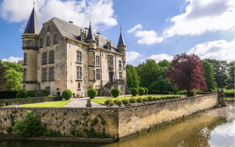 overnachten bij Kasteel Schaloen limburg