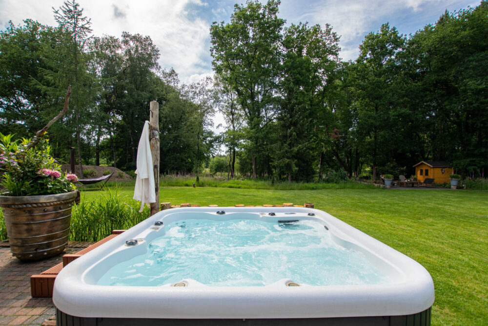 Luxe vakantievilla in Gelderland met jacuzzi, sauna en grote tuin - Afbeelding 8